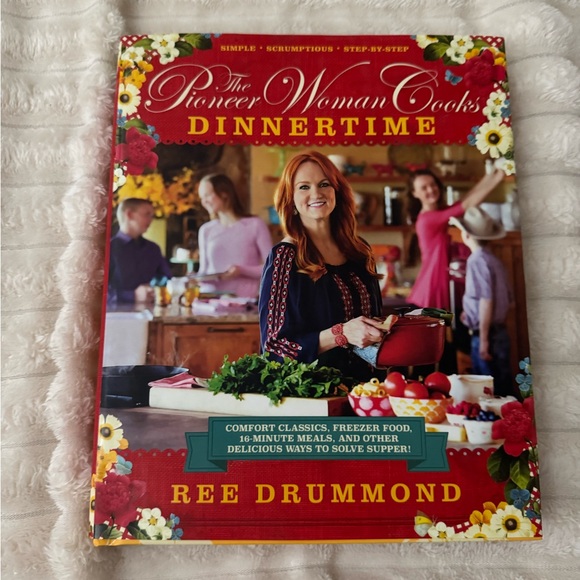 The Pioneer Woman Other - The Pioneer Woman Cooks: Dinnertime Cookbook by Ree Drummond - Red Cover